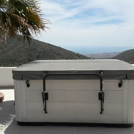 Casa Pura Vista 3*